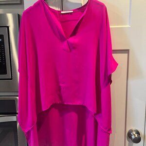 Carmela OS Fushia high-low tunic